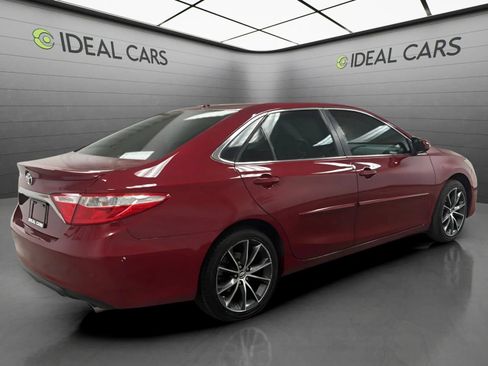 Used 2016 Toyota Camry XSE FWD image 5