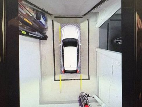 Used 2019 Volvo XC60 T5 Momentum w/ Advanced Package AWD/4WD image 19