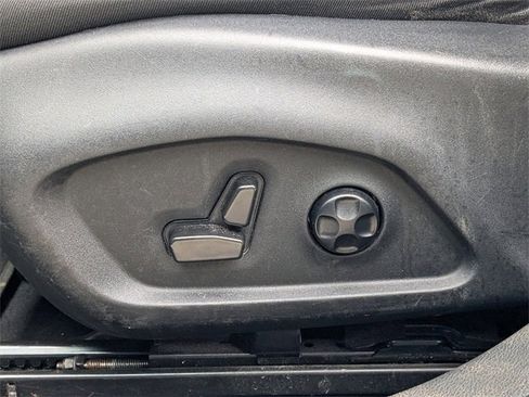 Used 2021 Jeep Compass Limited image 21