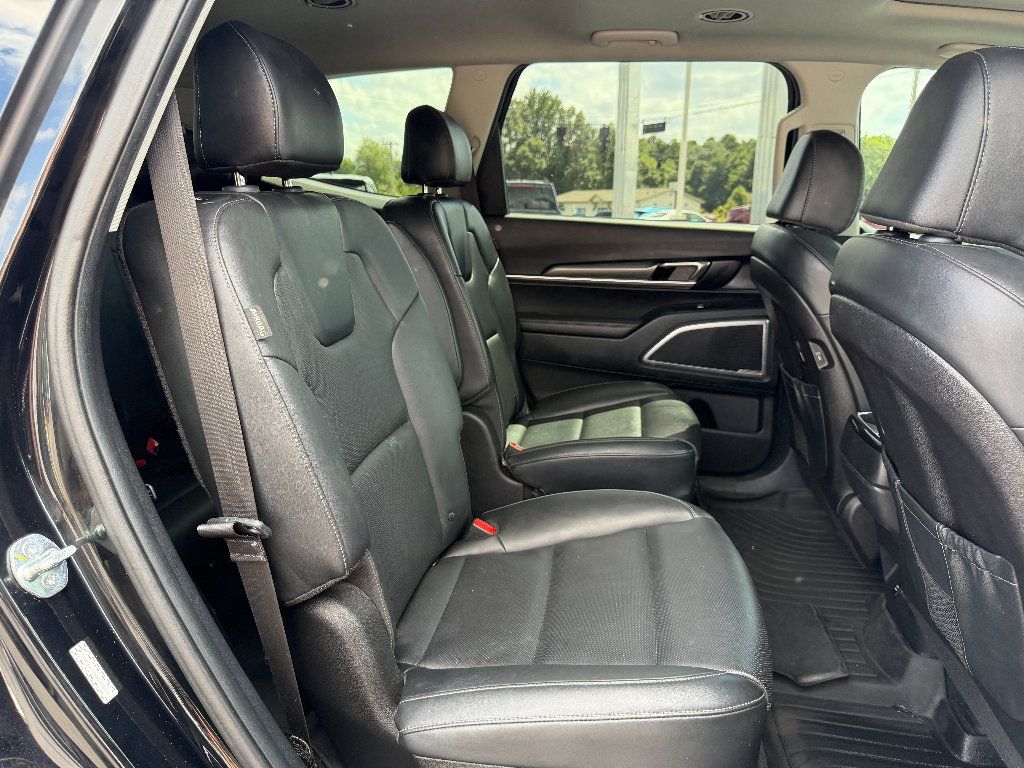 Used 2024 Kia Telluride S w/ S Sunroof Package FWD image 15