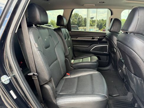 Used 2024 Kia Telluride S w/ S Sunroof Package FWD image 15