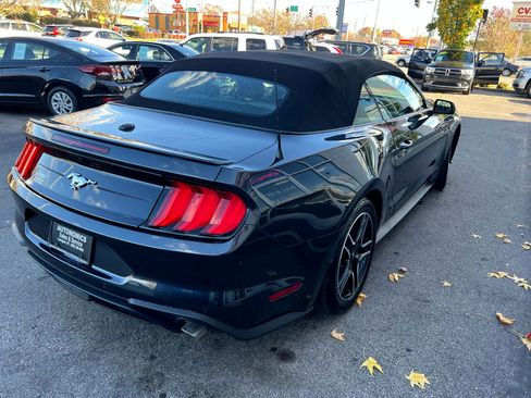 Used 2023 Ford Mustang Premium image 7