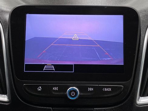 Used 2021 Chevrolet Malibu LT image 22