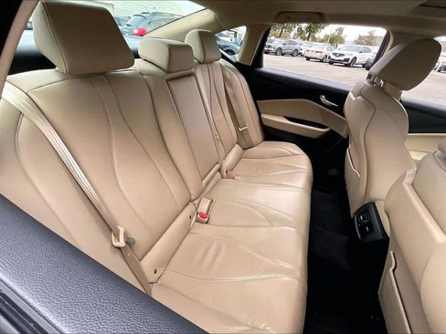 Used 2023 Acura TLX w/ Technology Package image 27