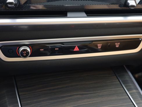 Used 2024 BMW X5 xDrive40i w/ Premium Package image 30