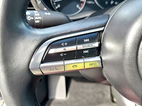 Certified 2023 MAZDA MAZDA3 s AWD/4WD image 18