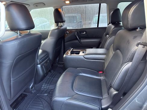Used 2017 INFINITI QX80 2WD image 10