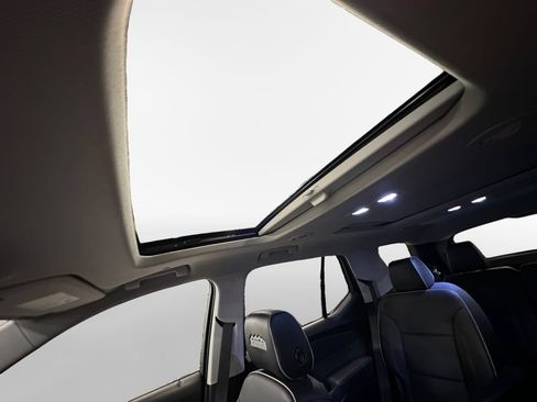 Used 2020 Chevrolet Traverse High Country w/ LPO, Floor Liner Package AWD/4WD image 24