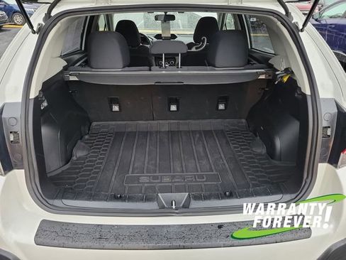 Used 2021 Subaru Crosstrek 2.0i Premium image 17