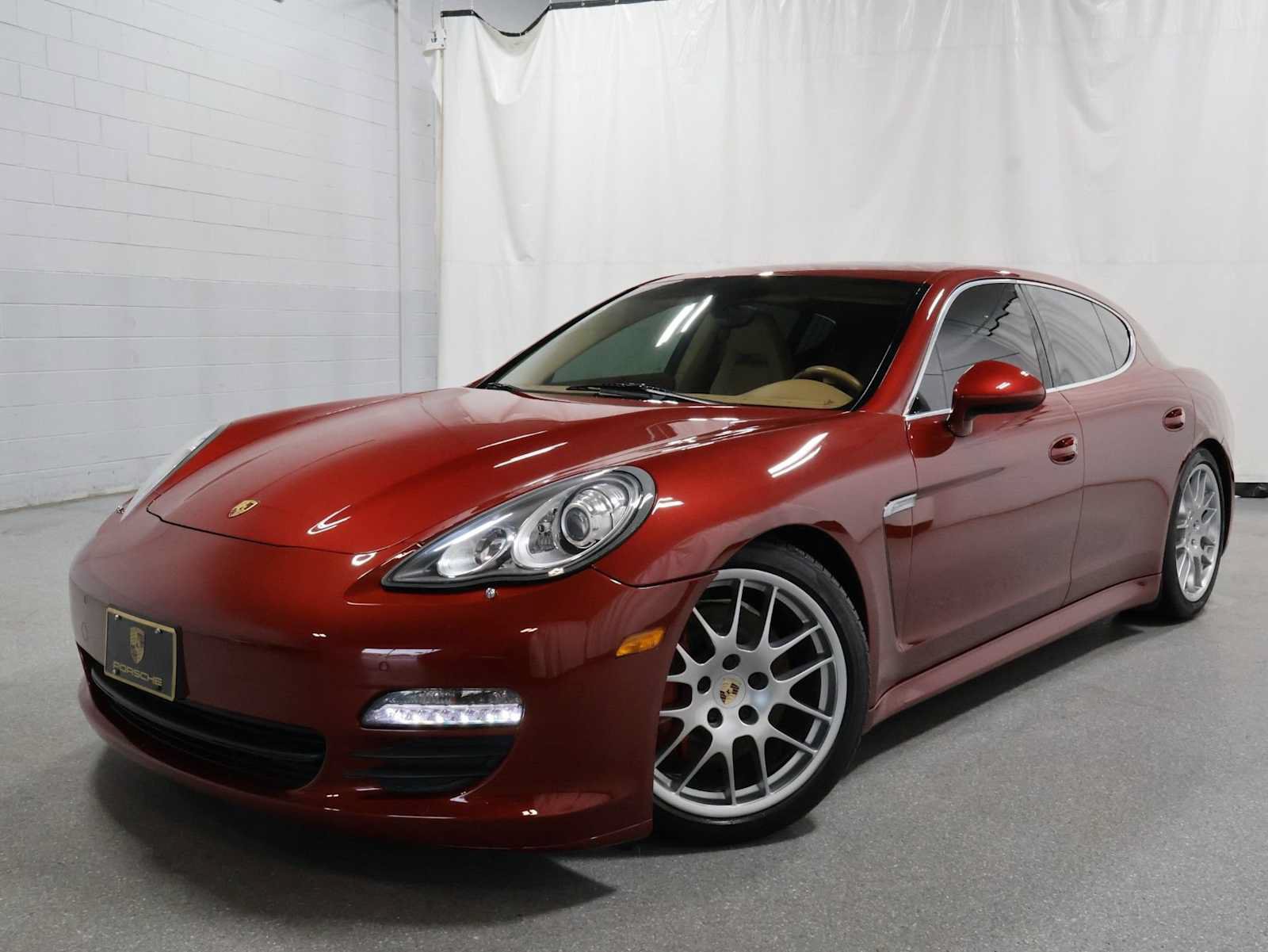 Used 2012 Porsche Panamera S RWD image 1
