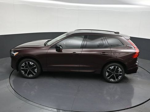 Used 2026 Volvo XC60 B5 Plus AWD/4WD image 16