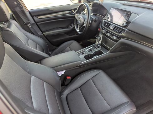 Used 2021 Honda Accord Sport image 13