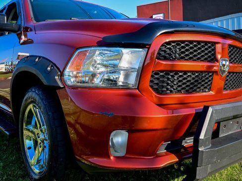 Used 2013 RAM 1500 Express AWD/4WD image 10
