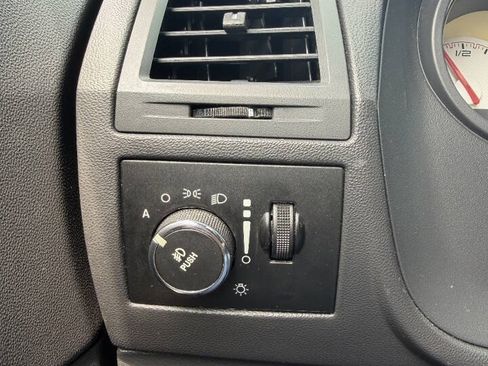 Used 2012 Dodge Challenger R/T RWD image 15
