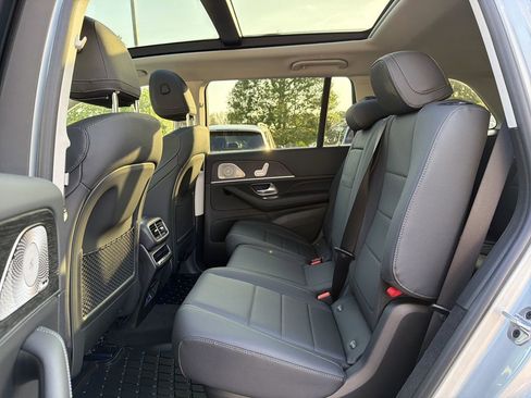 New 2026 Mercedes-Benz GLS 450 4MATIC image 14