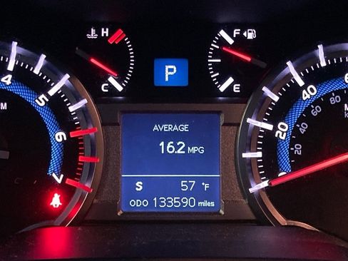 Used 2017 Toyota 4Runner TRD Off-Road Premium image 18