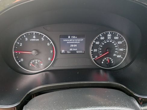 Used 2022 Kia Seltos S FWD image 15