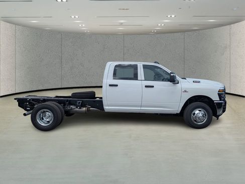 New 2026 RAM 3500 Tradesman w/ Chrome Appearance Group A image 3