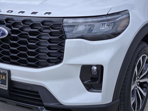 New 2026 Ford Explorer ST-Line RWD image 10