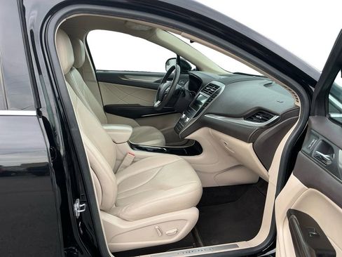Used 2018 Lincoln MKC Premiere FWD image 22