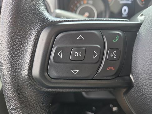 Used 2024 Jeep Gladiator Sport AWD/4WD image 18
