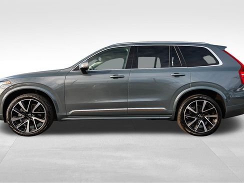 Used 2023 Volvo XC90 B5 Plus w/ Protection Package Premier image 9