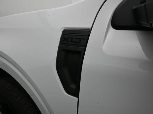 New 2025 Ford Maverick XLT w/ XLT Luxury Package image 11