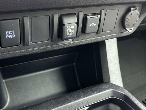Used 2021 Toyota Tacoma SR5 image 35