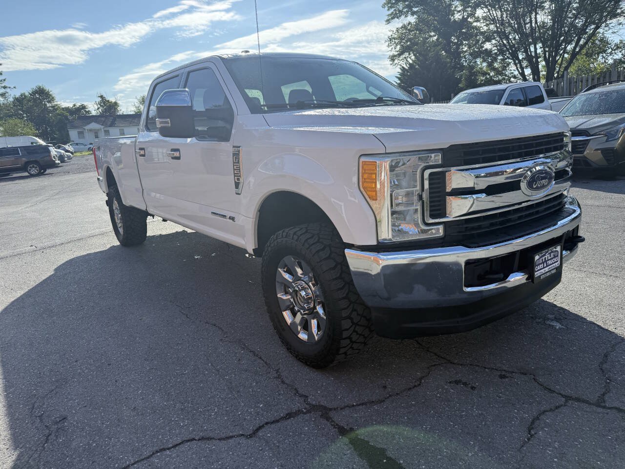 Used 2017 Ford F250 XLT AWD/4WD image 4