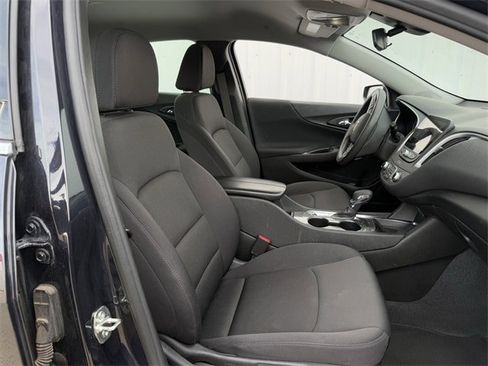 Used 2023 Chevrolet Malibu LT image 29