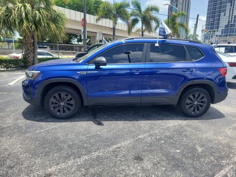 Certified 2024 Volkswagen Taos S FWD image 2
