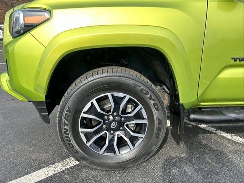 Certified 2023 Toyota Tacoma TRD Sport image 29