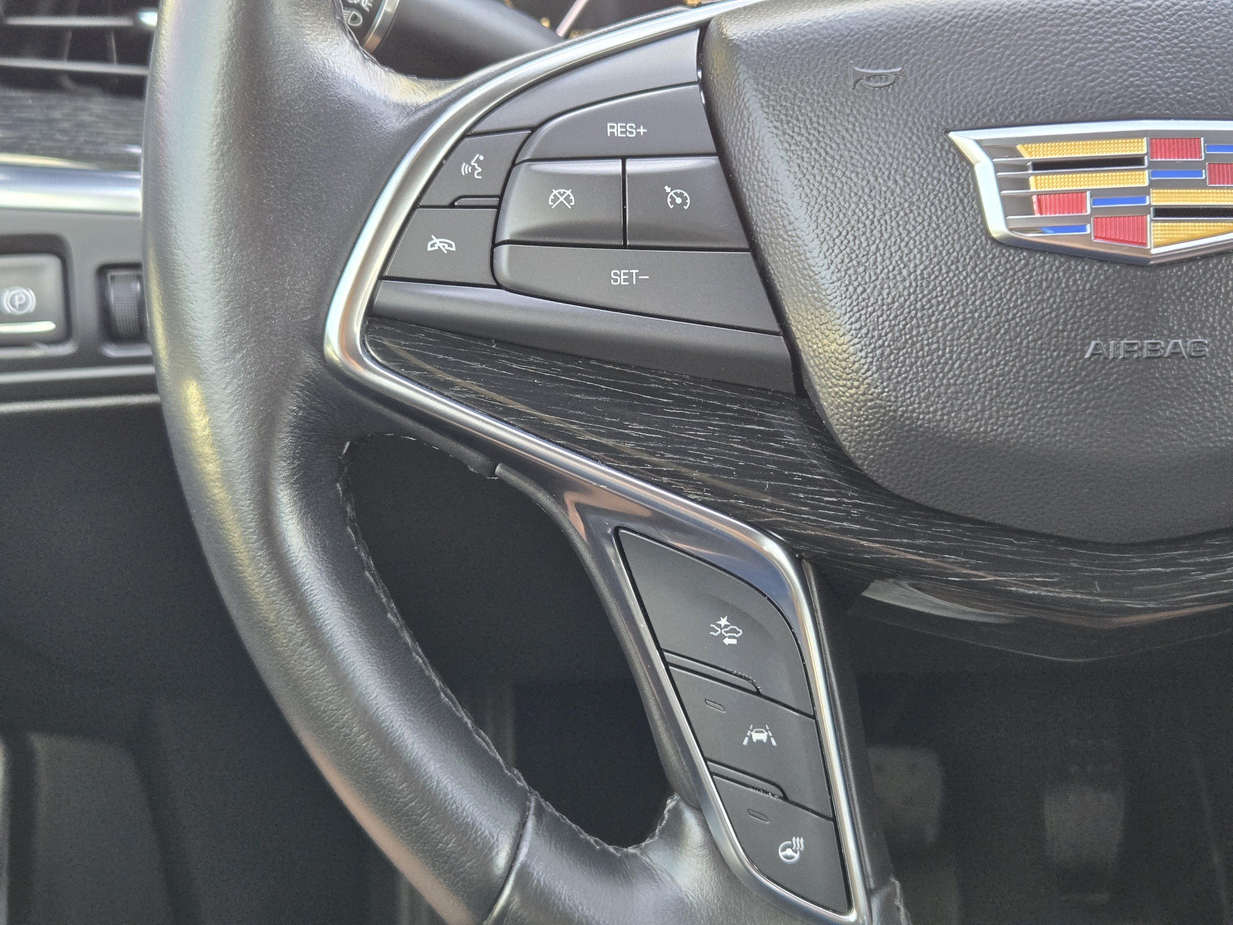 Used 2020 Cadillac XT5 Premium Luxury FWD image 34