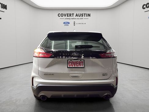 Used 2020 Ford Edge SEL w/ Convenience Package image 4