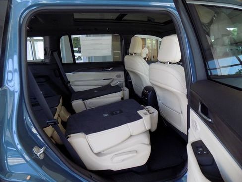 New 2026 Jeep Grand Cherokee L Limited RWD image 35