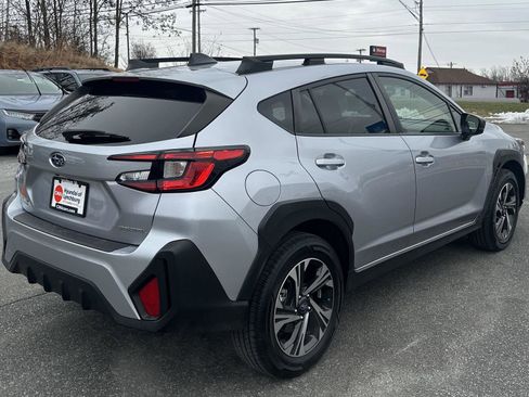 Used 2024 Subaru Crosstrek 2.0i Premium image 5