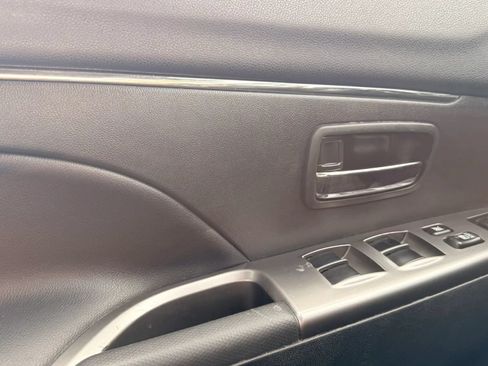 Used 2024 Mitsubishi Outlander Sport SE AWD/4WD image 26