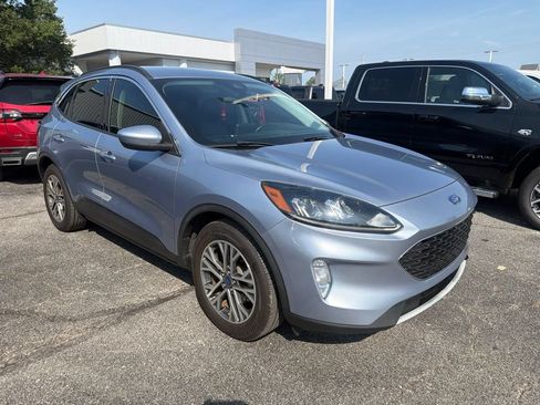 Used 2022 Ford Escape SEL w/ Technology Package FWD image 6