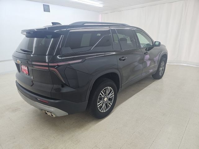 Used 2026 Chevrolet Traverse LT w/ Driver Confidence Package FWD image 18