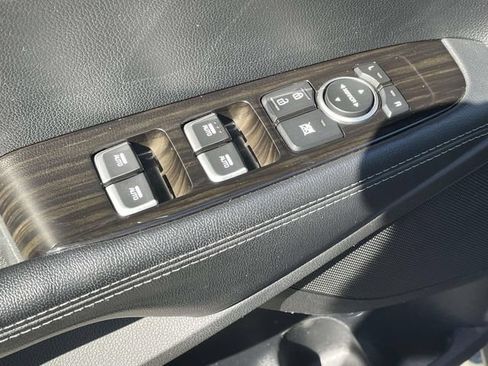 Used 2020 Kia Sorento FWD V6 image 20