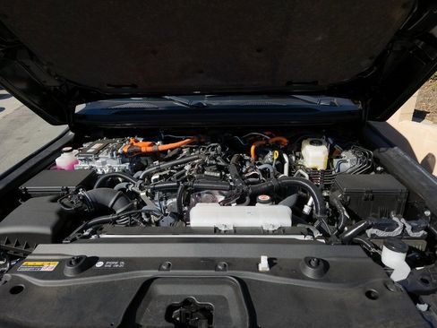 Used 2025 Toyota Land Cruiser Base image 25