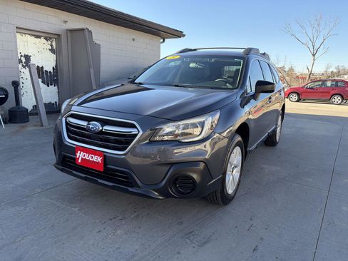 Used 2019 Subaru Outback 2.5i AWD/4WD image 3