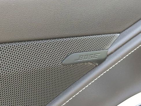 Used 2022 Chevrolet Corvette Stingray w/ Battery Protection Package image 10