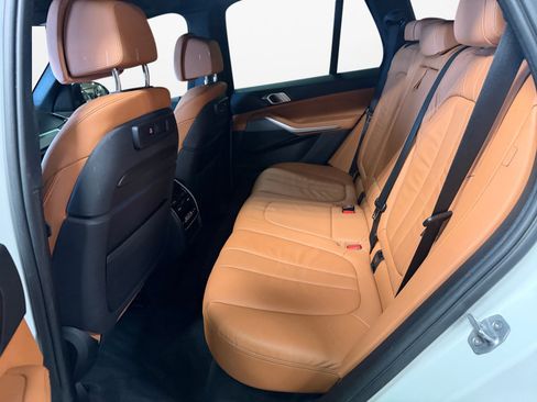 Used 2019 BMW X5 xDrive40i w/ Convenience Package image 16