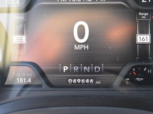 Used 2024 RAM 1500 Laramie AWD/4WD image 32