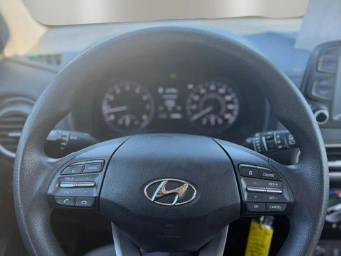Used 2019 Hyundai Kona SE AWD/4WD image 13