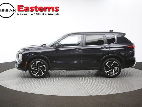 Used 2024 Mitsubishi Outlander AWD image 59