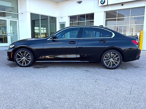 Used 2020 BMW 330i xDrive Sedan w/ Driving Assistance Package AWD/4WD image 4