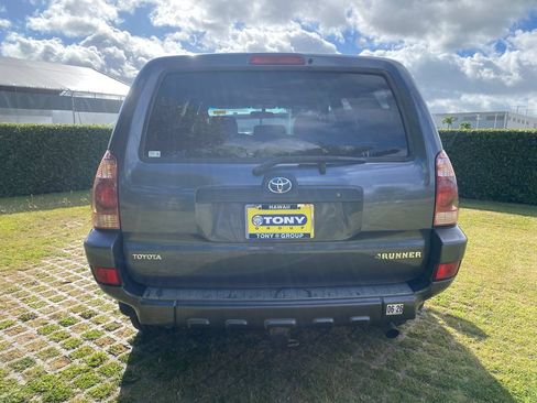 Used 2005 Toyota 4Runner SR5 RWD image 25