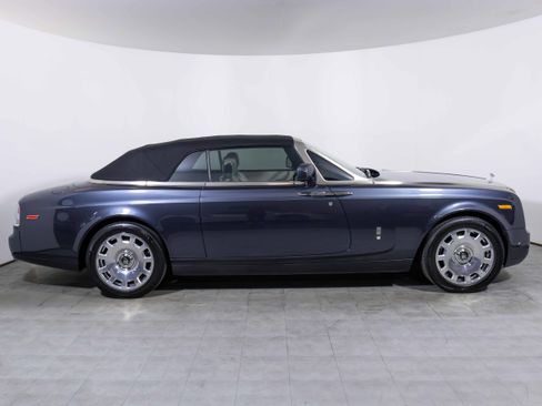 Used 2013 Rolls-Royce Phantom Drophead Coupe image 12